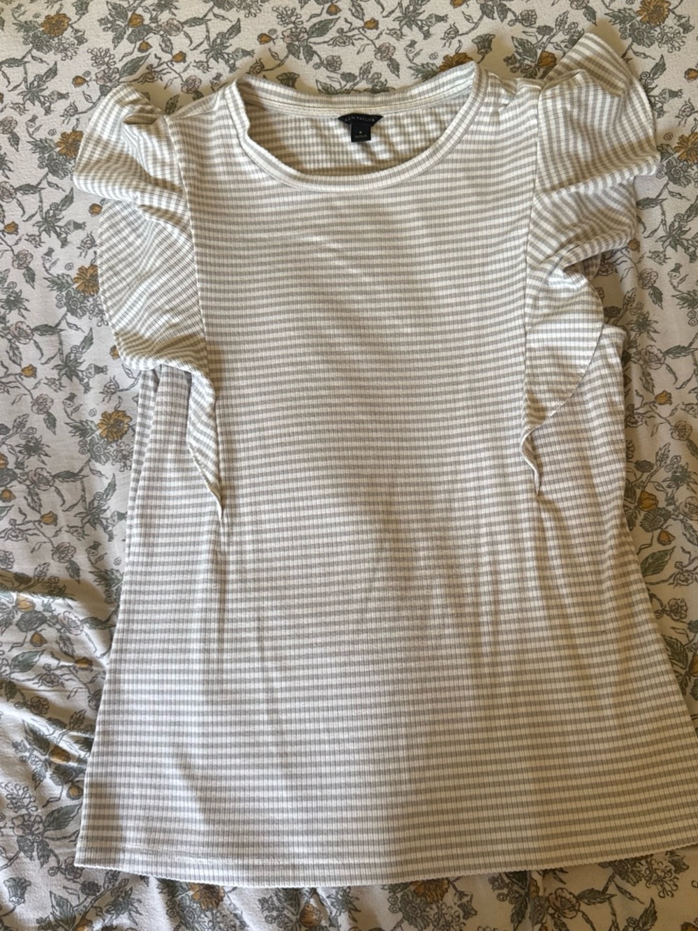 Ann Taylor Striped Ruffle Sleeve Top — White & Gray